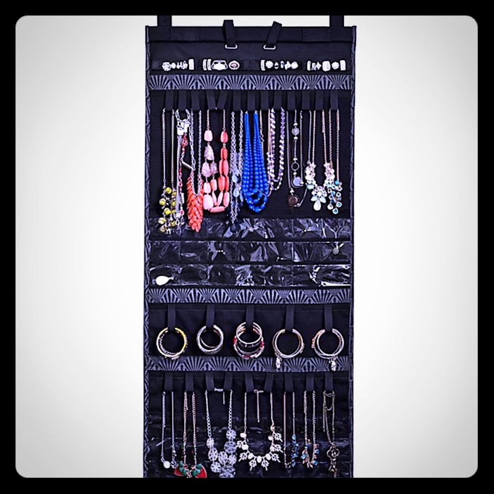 Donna Walsh Ultimate Jewelry Scroll